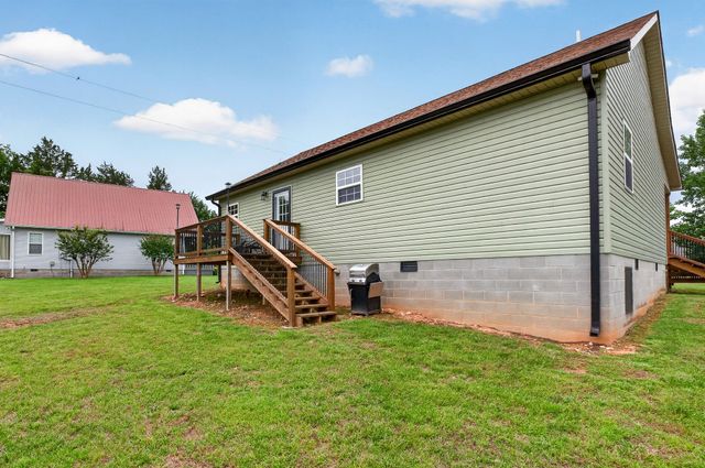 240 Dillon Ln, Baxter, TN 38544