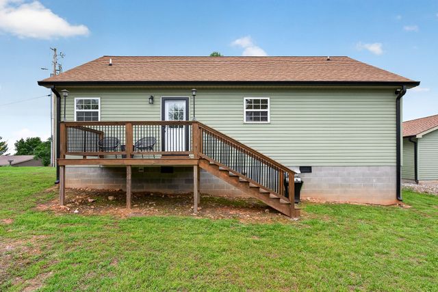 240 Dillon Ln, Baxter, TN 38544