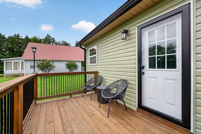 240 Dillon Ln, Baxter, TN 38544