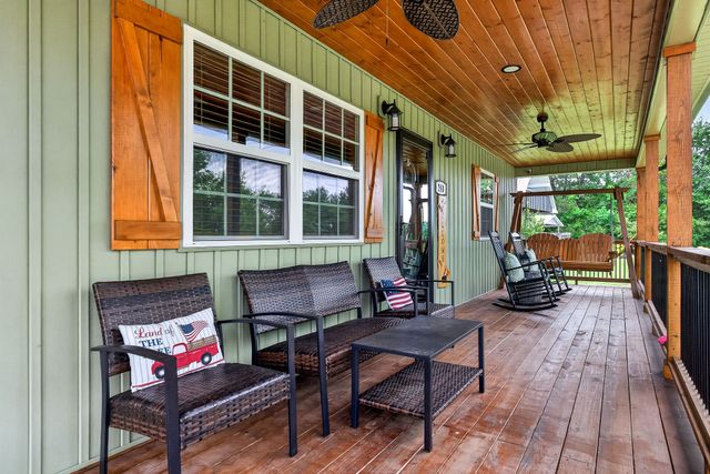 240 Dillon Ln, Baxter, TN 38544