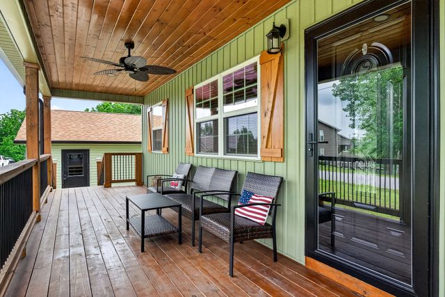 240 Dillon Ln, Baxter, TN 38544