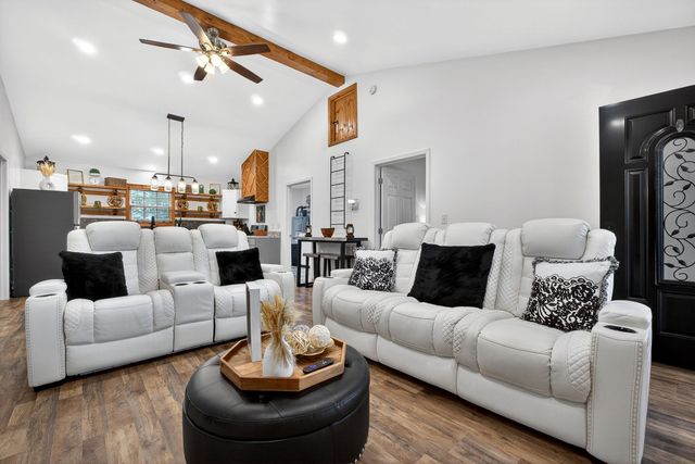 240 Dillon Ln, Baxter, TN 38544