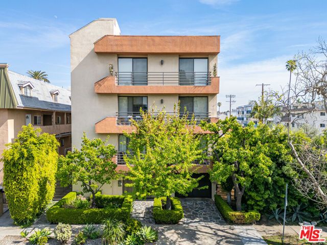 106 N Croft Avenue 301, Los Angeles, CA 90048
