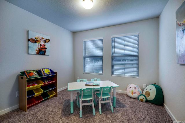 6910 Shiraz Way, Converse, TX 78109