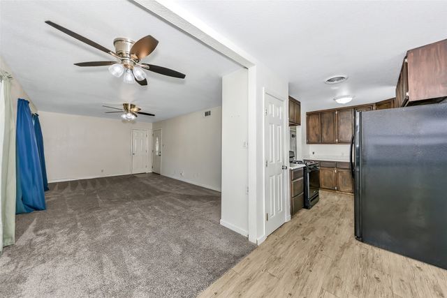 5029 Vicki Street, Haltom City, TX 76117