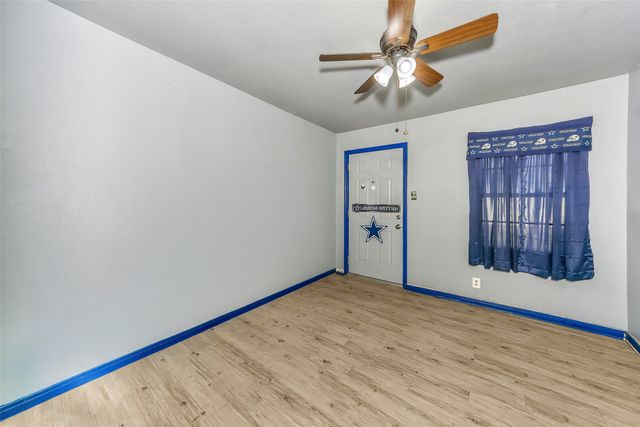 5029 Vicki Street, Haltom City, TX 76117