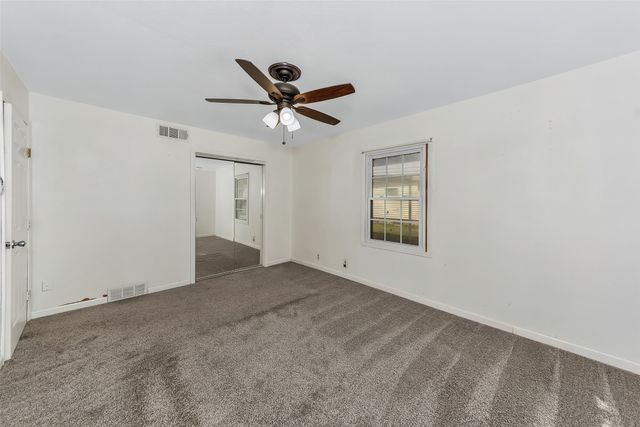 5029 Vicki Street, Haltom City, TX 76117