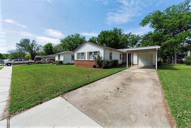 5029 Vicki Street, Haltom City, TX 76117