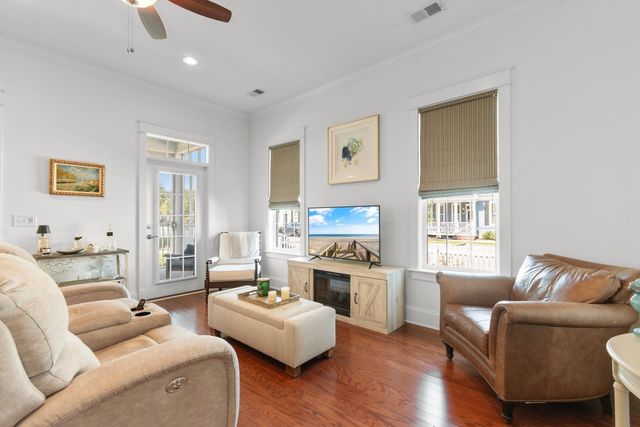 785 McKinley Way, Myrtle Beach, SC 29577
