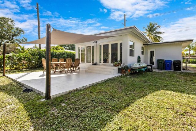 1812 SW 9th Avenue, Fort Lauderdale, FL 33315