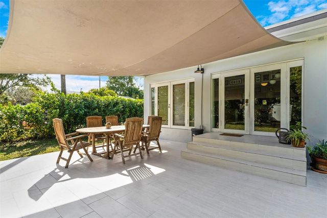 1812 SW 9th Avenue, Fort Lauderdale, FL 33315