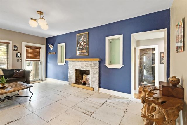 1812 SW 9th Avenue, Fort Lauderdale, FL 33315