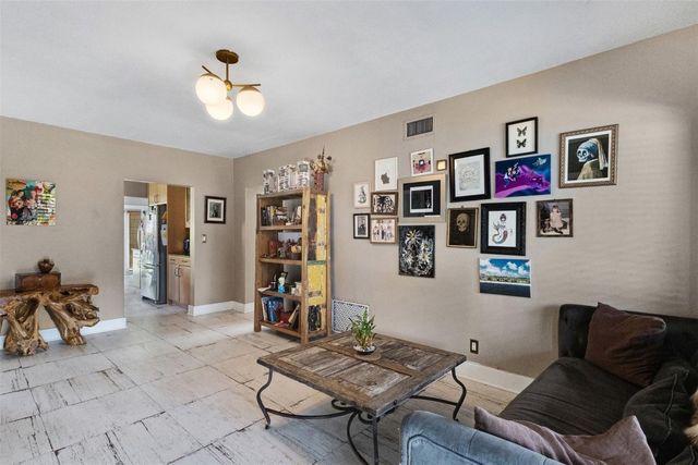 1812 SW 9th Avenue, Fort Lauderdale, FL 33315