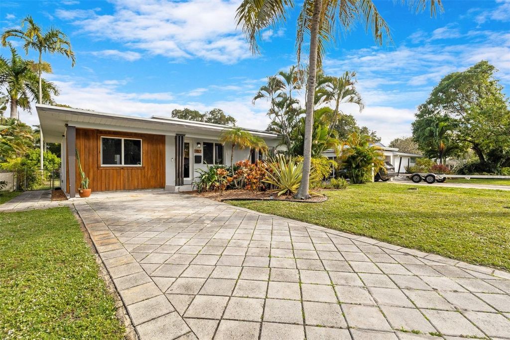 1812 SW 9th Avenue, Fort Lauderdale, FL 33315