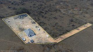 21174 Us Highway 281 #2, San Antonio, TX 78264