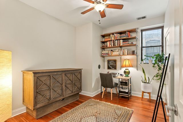 1965 W Cullom Avenue 3, Chicago, IL 60613