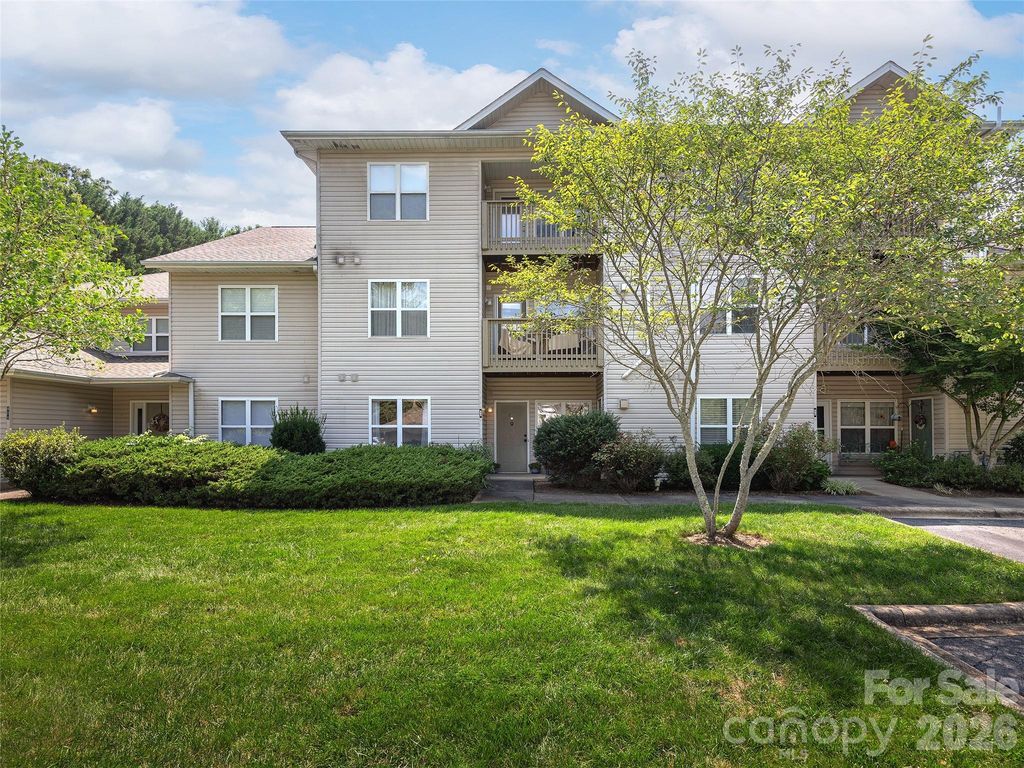 403 Carrington Place, Arden, NC 28704
