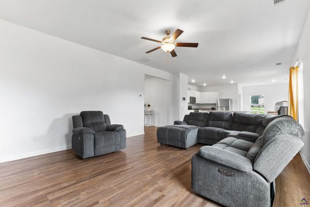 3335 Bridgewood Drive, Macon, GA 31216