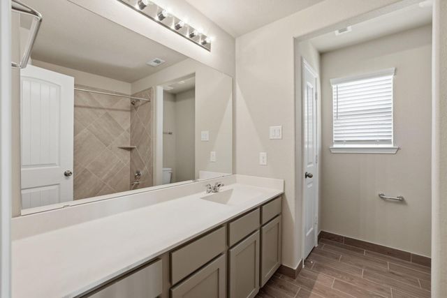 25 Carmel Drive, Manvel, TX 77578