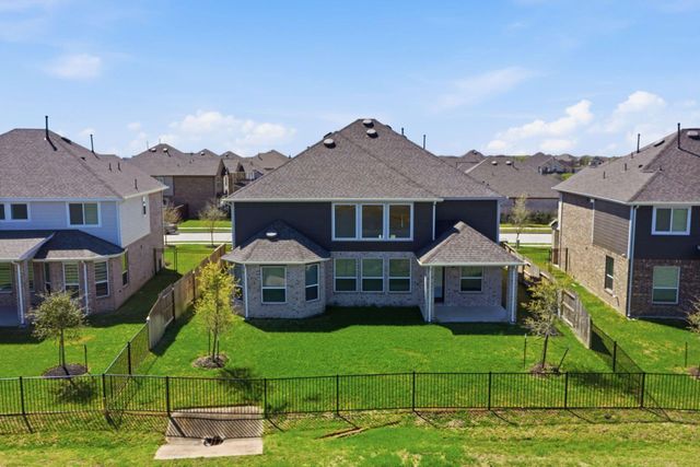 25 Carmel Drive, Manvel, TX 77578