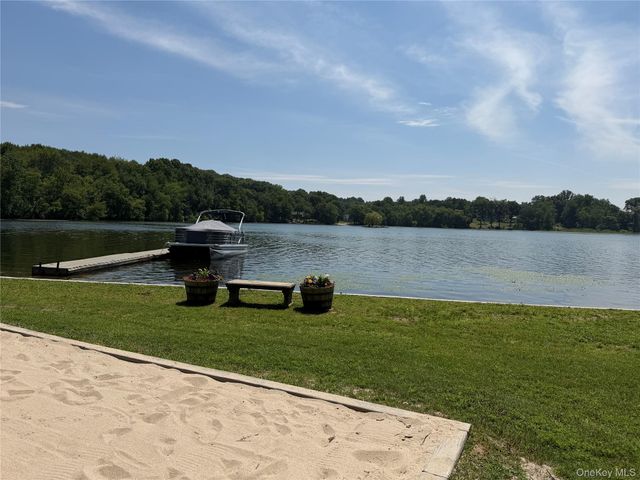 18 Cottage Lane, North Salem, NY 10560
