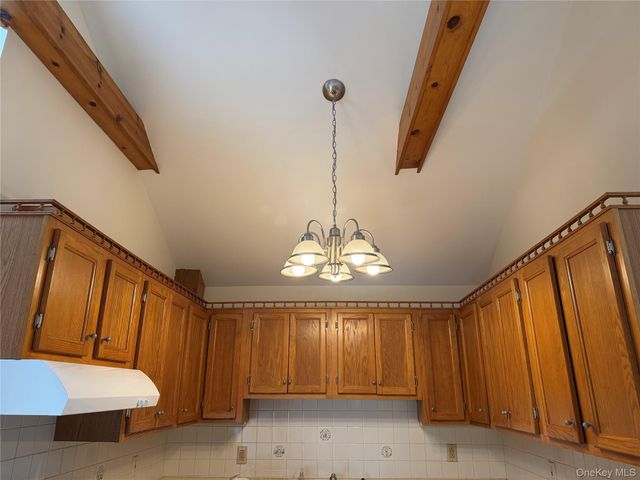 18 Cottage Lane, North Salem, NY 10560
