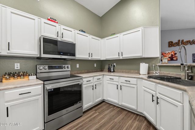 15475 W YUCATAN Drive, Surprise, AZ 85379