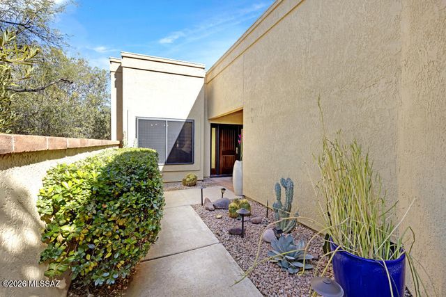 1071 Camino Corrida, Oro Valley, AZ 85704