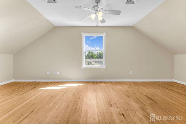 6 Middlesex Road, Matawan, NJ 07747