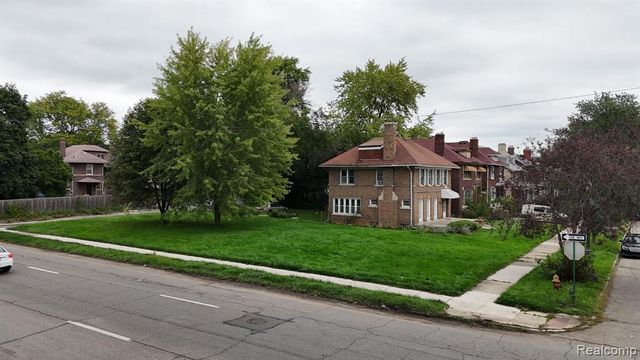 1756 Longfellow Street, Detroit, MI 48206
