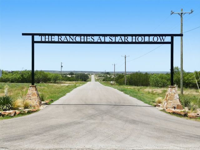625 Hollow Drive, Lipan, TX 76462