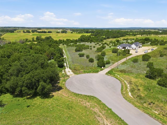 625 Hollow Drive, Lipan, TX 76462