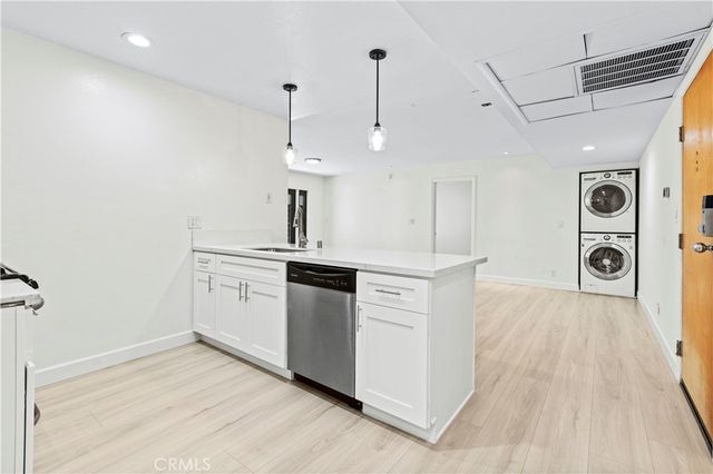 2121 Beloit Avenue 112, Los Angeles, CA 90025