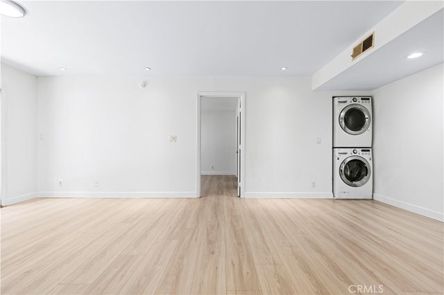 2121 Beloit Avenue 112, Los Angeles, CA 90025