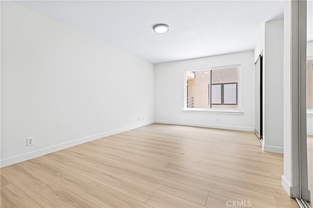 2121 Beloit Avenue 112, Los Angeles, CA 90025
