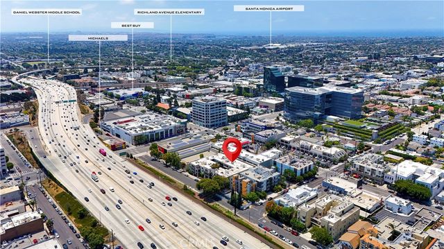 2121 Beloit Avenue 112, Los Angeles, CA 90025