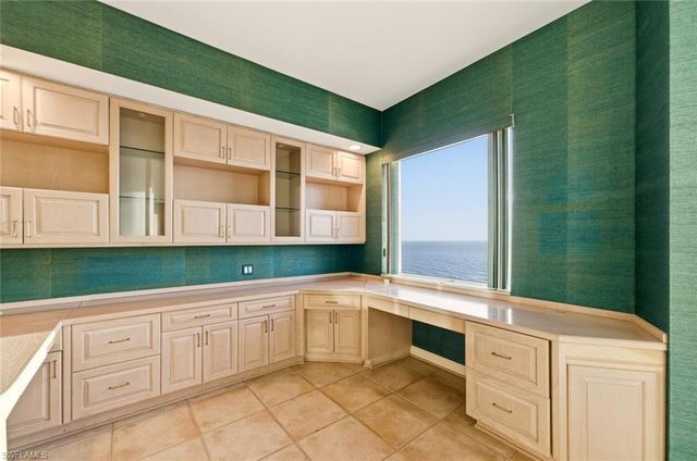 8665 Bay Colony DR # 2003, Naples, FL 34108