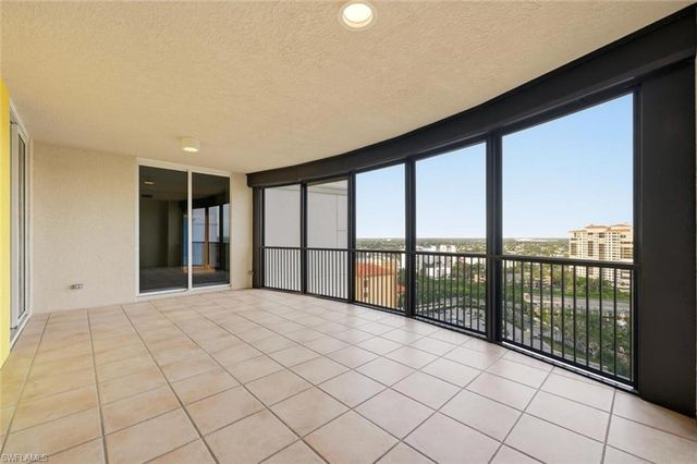 8665 Bay Colony DR # 2003, Naples, FL 34108