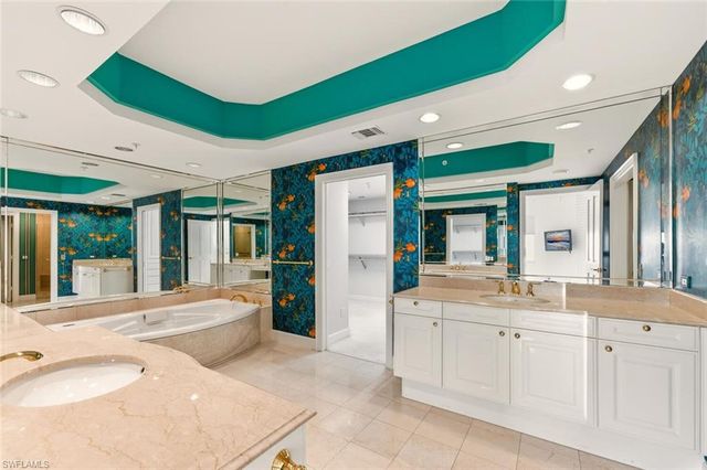 8665 Bay Colony DR # 2003, Naples, FL 34108