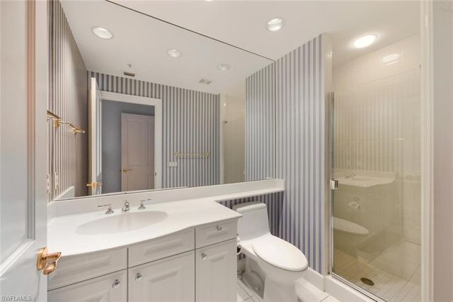 8665 Bay Colony DR # 2003, Naples, FL 34108