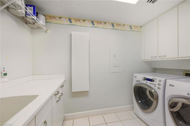 8665 Bay Colony DR # 2003, Naples, FL 34108