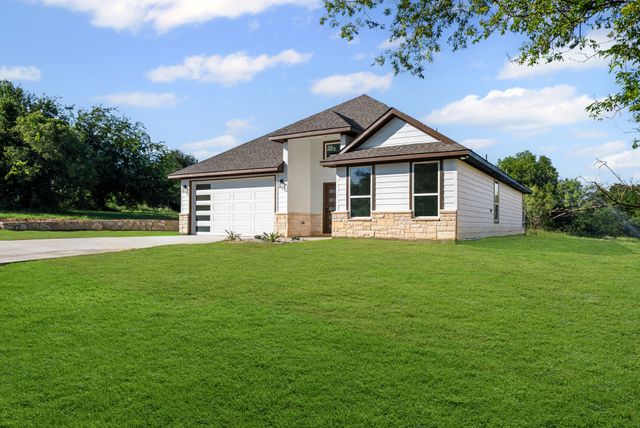 502 Balboa Drive E, Runaway Bay, TX 76426