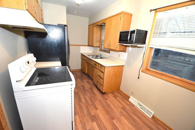 1919 W Rita Ave, Wichita, KS 67213