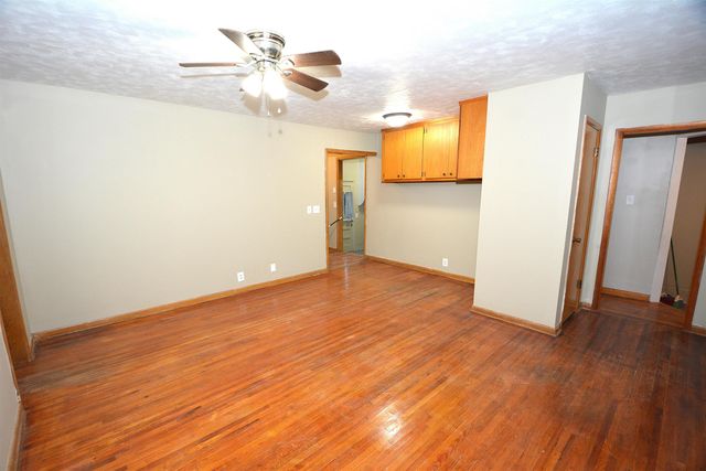 1919 W Rita Ave, Wichita, KS 67213