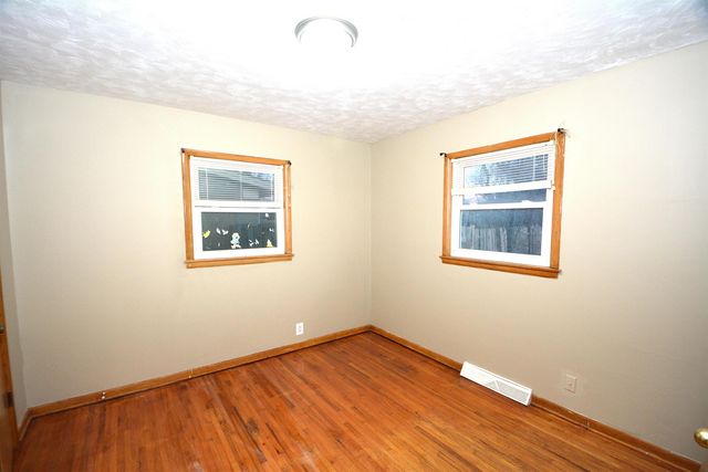 1919 W Rita Ave, Wichita, KS 67213