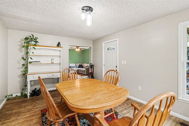 218 E Vienna Street, Schoolcraft, MI 49087