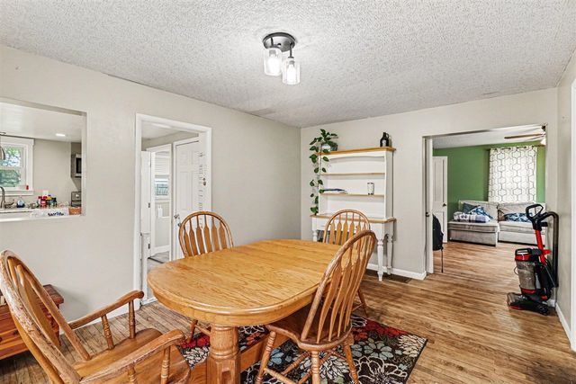218 E Vienna Street, Schoolcraft, MI 49087