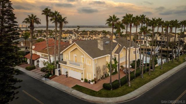 35 Buccaneer Way, Coronado, CA 92118