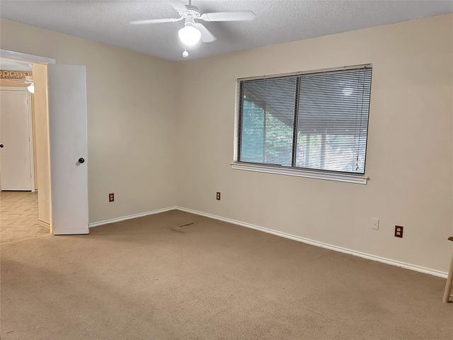 708 Crestview Drive, Kennedale, TX 76060