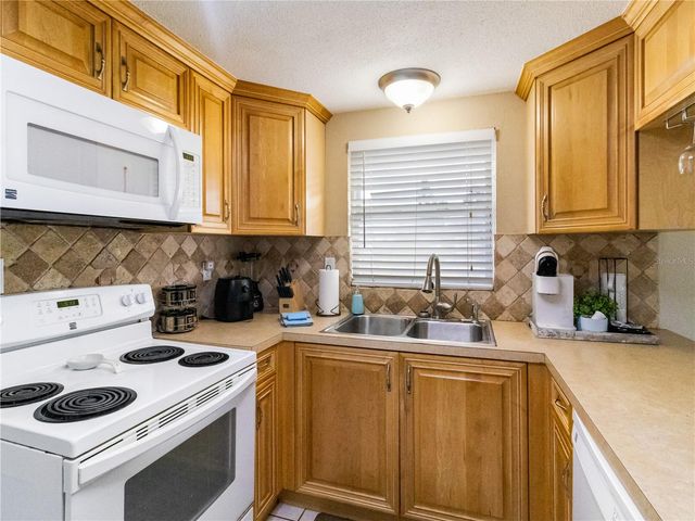 5312 39TH AVENUE W, Bradenton, FL 34209